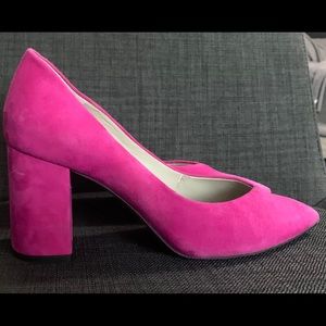 1.State Fuschia Block Heel Pump 7.5 Saffy
